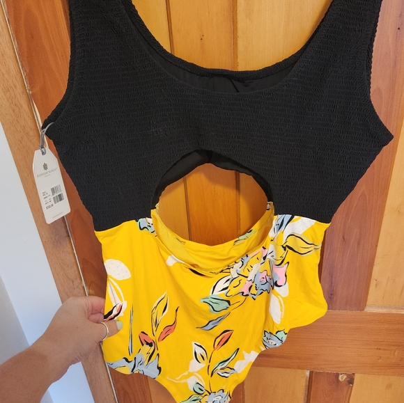 Everyday Sunday One Piece Bathing Suit 3X - Picture 6 of 8